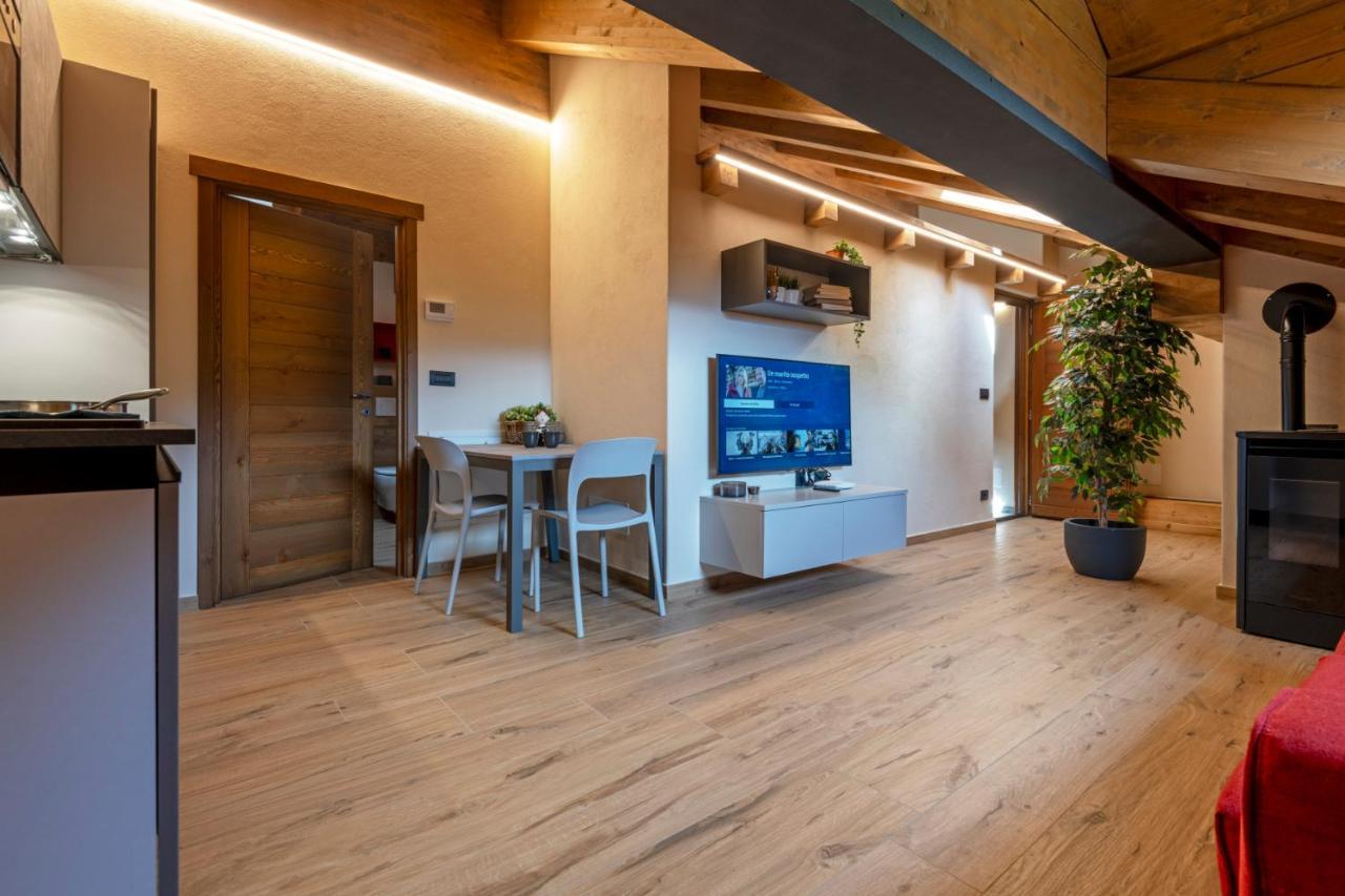 Maison Marcoz - Appartamenti Vacanze Этрубль Экстерьер фото